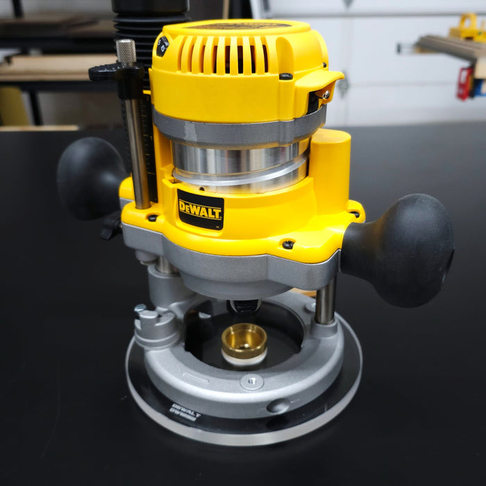 FullFit Pro™ 7in Round Base Plate - DeWalt DW618 Router Plunge Base (DW6182)