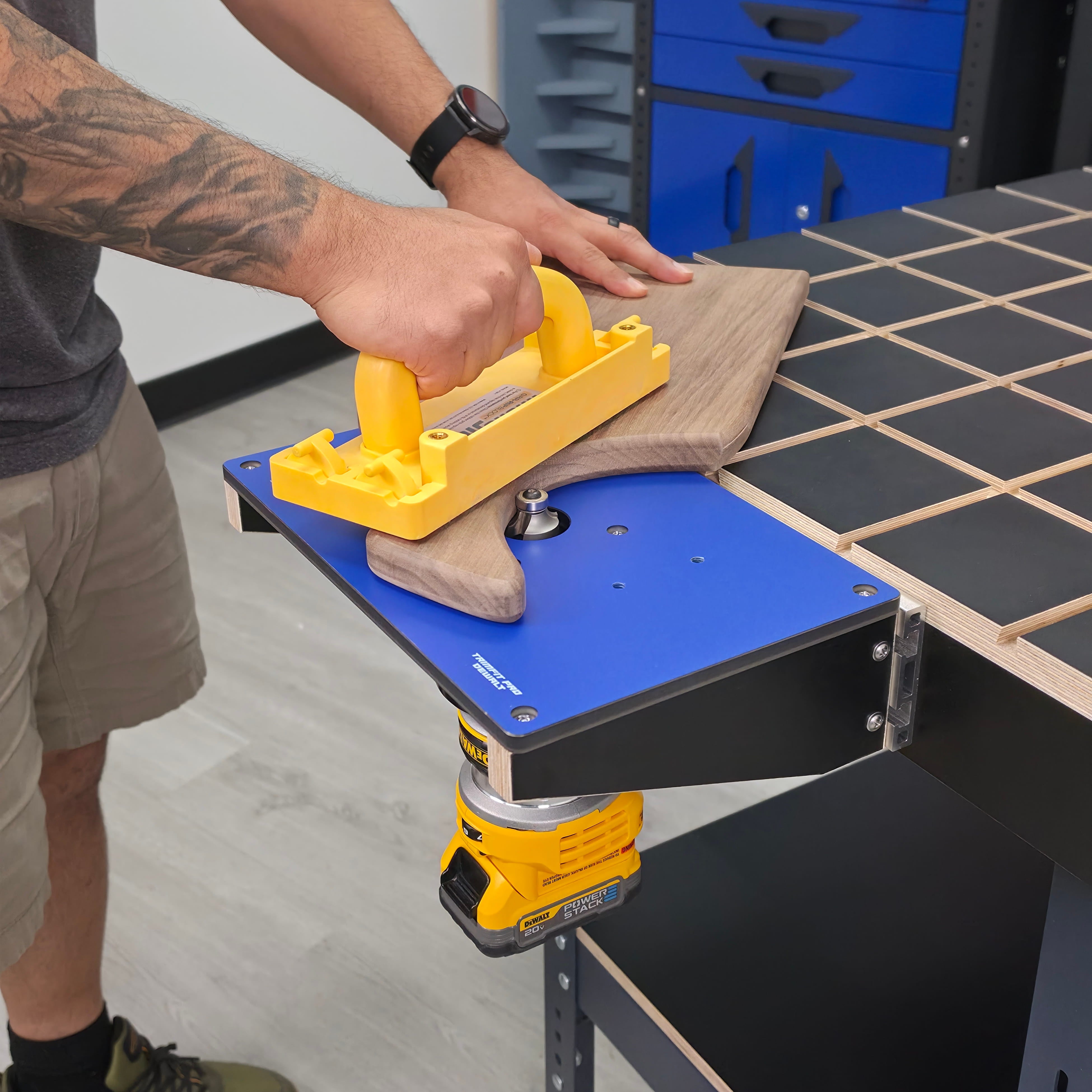 #router compatibility_DeWalt