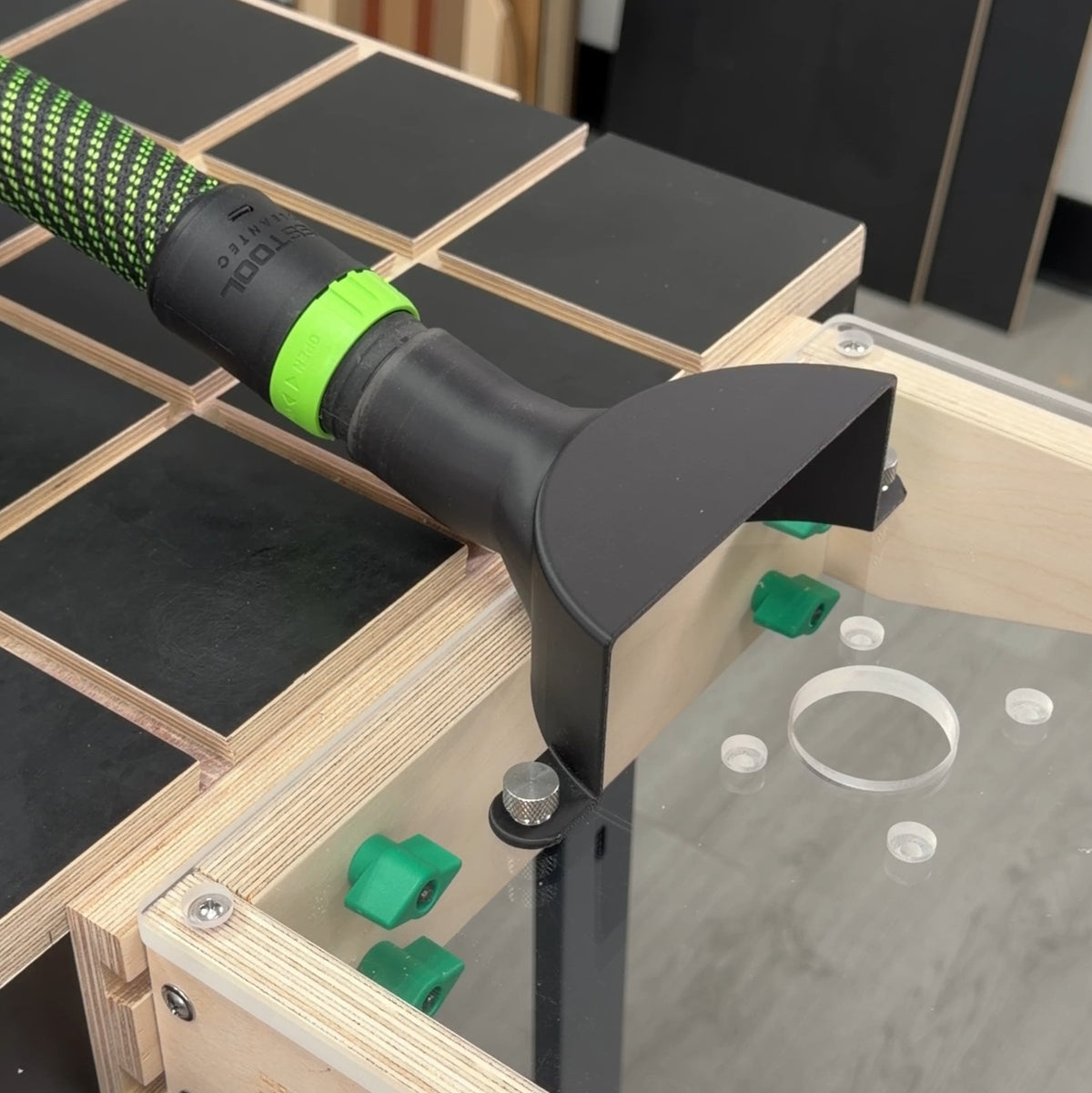 Universal Dust Hood - Retrofit Any Router Table for Dust Collection