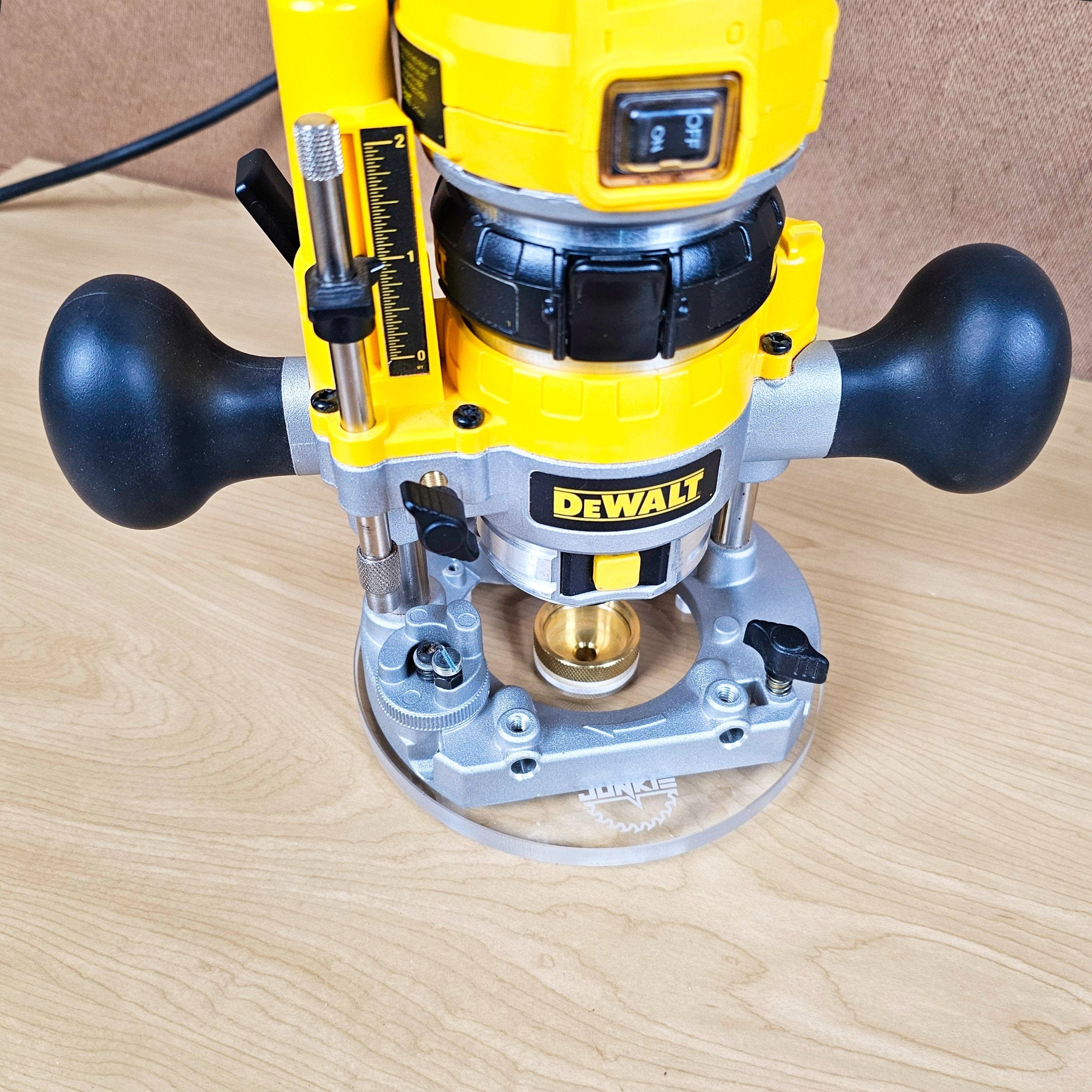 Wood Grain Junkie DeWalt (DNP612) Round Base Plate